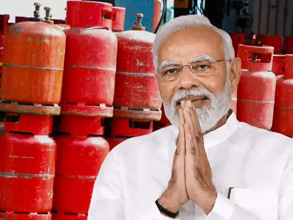 Modi Government Faces Criticism Over Rising Gas Cylinder Prices in India