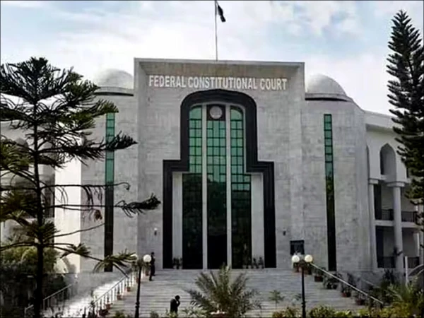 Former Supreme Court Bar Secretary Criticizes Lawyers Seeking Adjournment in Constitutional Court