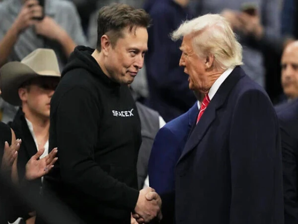 Elon Musk and Tim Cook Invited to Join Trump’s High-Level China Visit